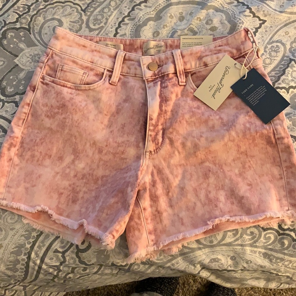 Universal Thread pink acid wash shorts NWT